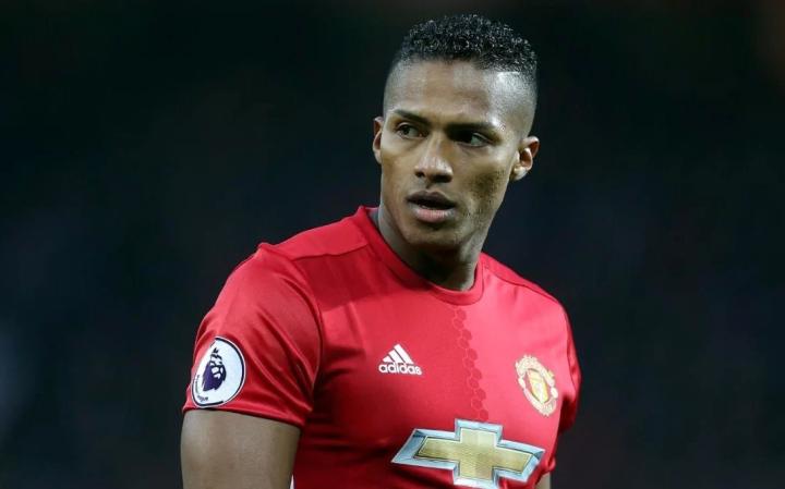 爱游戏娱乐清晨瓦伦西亚备战英超，更衣室发声细节曝光，悬念犹存，心理建设被强调的简单介绍