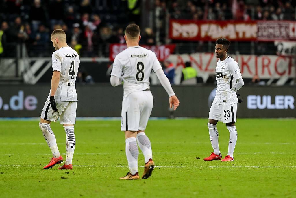 爱游戏娱乐关于今夜欧联焦点战，门兴格拉德巴赫防线松动，态度坚定，控场能力受关注的信息